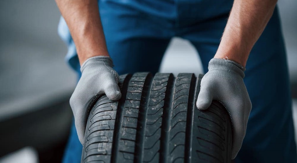 What are the disadvantages of cheap tyres?